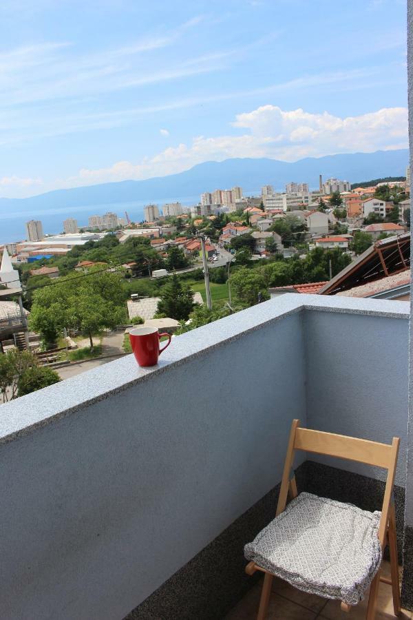 Blue Moon Apartments Риека Экстерьер фото