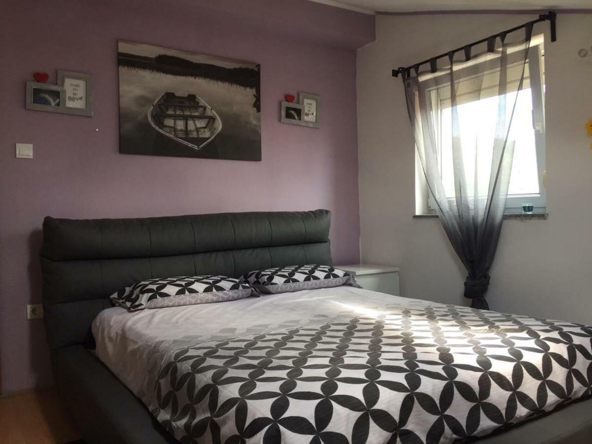 Blue Moon Apartments Риека Экстерьер фото