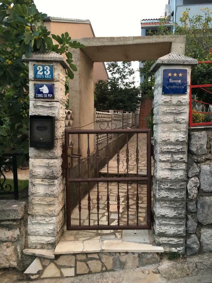 Blue Moon Apartments Риека Экстерьер фото